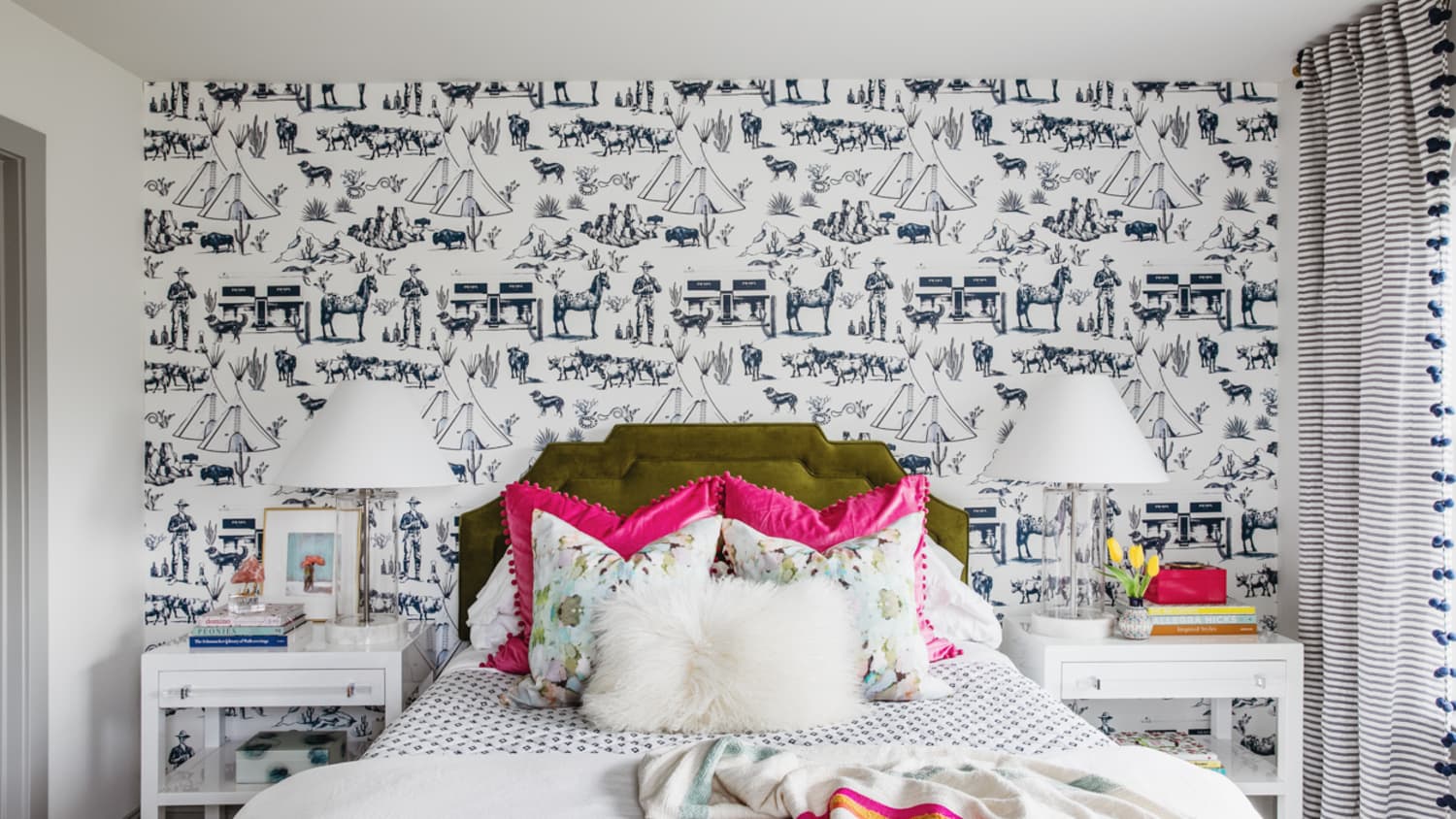 Here s How To Style A Decorative Throw Blanket That Doesn t Fully Cover Your Bed Apartment Therapy